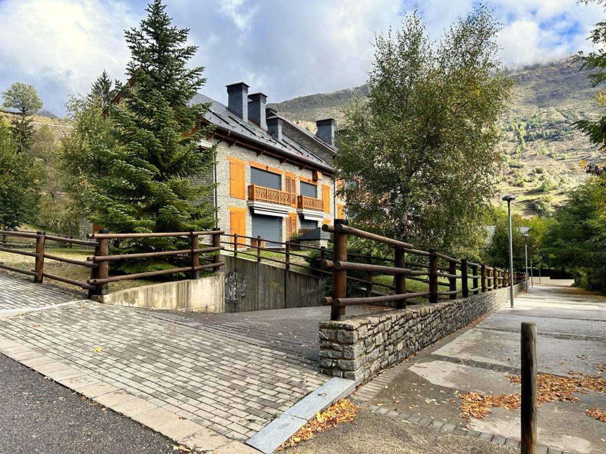 Atic De Luxe I Rustic A Esterri D'Aneu By Rural D'Aneu Exterior foto